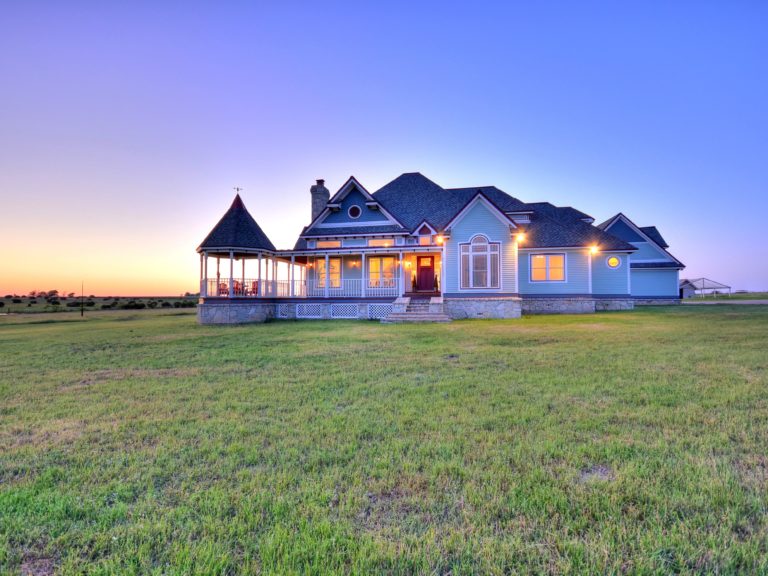 Explore Our Property Moonshadow Ranch