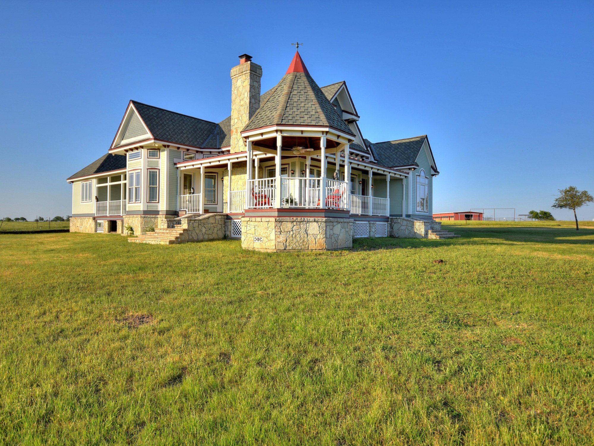 The ranch house: Front