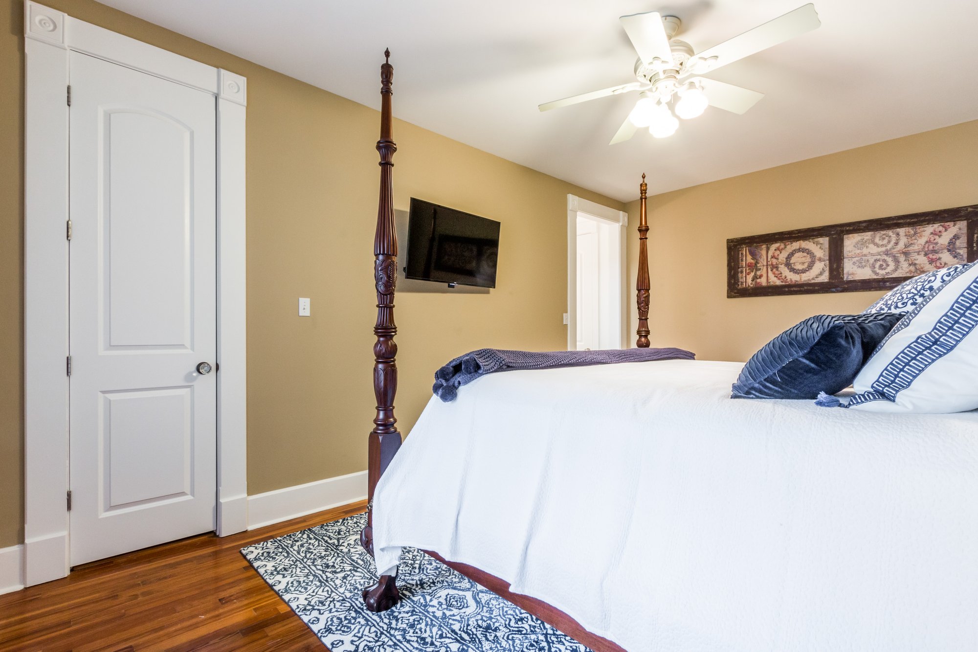 Blue Room, photo 4